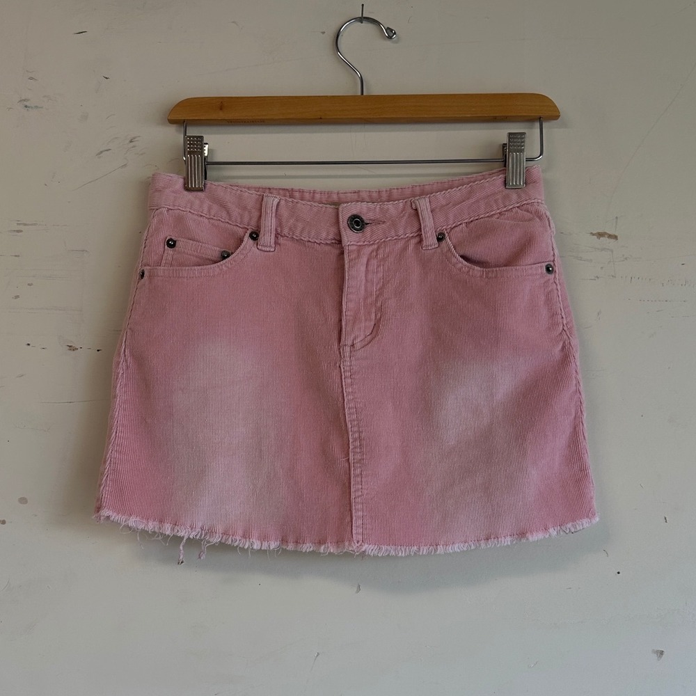 Vintage Y2K pink mini skirt refuge